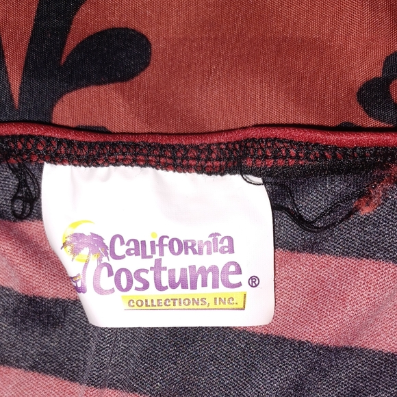 SeXy pirate costume with red hair bandana and black fishnet stockings size small - Picture 4 of 6